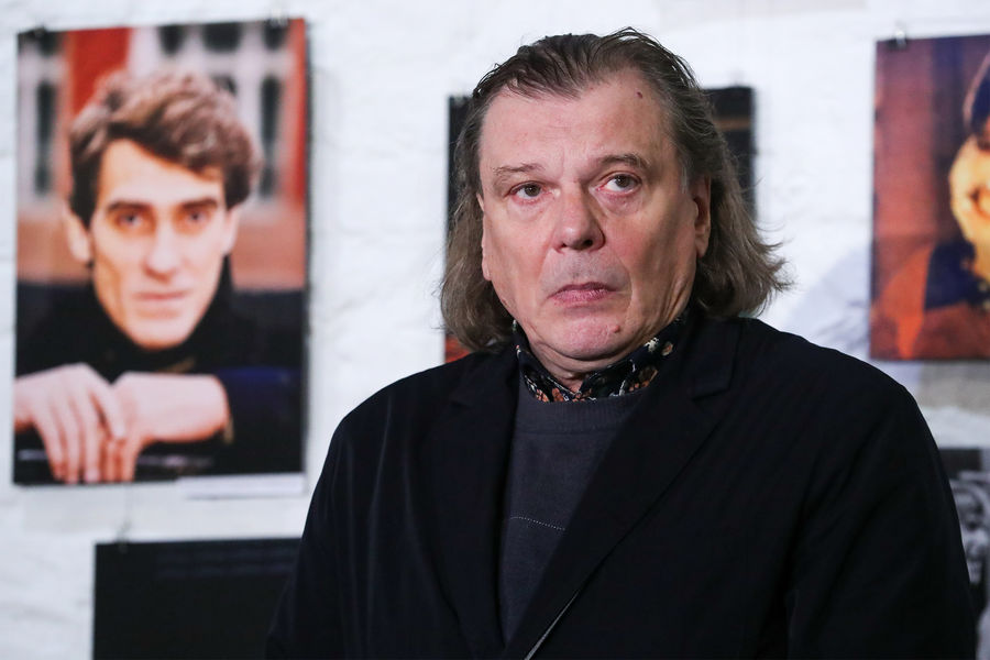 Актер Юрий Васильев на&nbsp;церемонии прощания с&nbsp;актером Валерием Гаркалиным в&nbsp;Учебном театре ГИТИСа в&nbsp;Москве, 23&nbsp;ноября 2021&nbsp;года