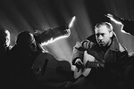 Спектакль «Десять дней, которые потрясли мир» американского журналиста Джона Рида об Октябрьской революции 1917 года в России, свидетелем которой он был сам. Актер Владимир Высоцкий на сцене Московского театра на Таганке в день премьеры 2 апреля 1965 года