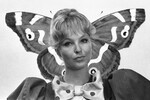 Марина Влади в роли Лики Мизиновой на съемках художественного фильма режиссера Сергея Иосифовича Юткевича «Сюжет для небольшого рассказа», 1968 год