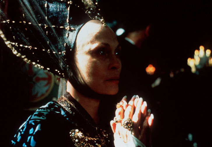 Фэй Данауэй в&nbsp;фильме &laquo;Жанна д’Арк» (1999)