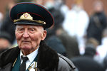 Ветеран на Красной площади перед началом военного парада в честь 76-й годовщины Победы в Великой Отечественной войне в Москве, 9 мая 2021 года