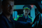 <b>«Геля», реж. Стас Иванов</b>
<br><br>
<b>Где и когда смотреть:</b> в кино — с 21 августа
<br><br>
Криминальная комедия Стаса Иванова («ЮЗЗЗ») — о дальнобойщике, который в свободное время занимается угоном машин.