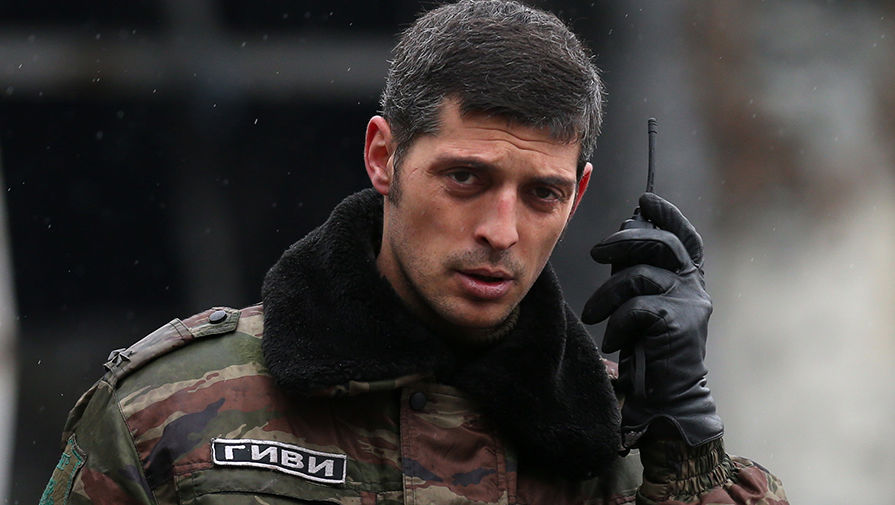 Михаил Толстых, позывной &mdash; Гиви. Командир батальона «Сомали», полковник армии ДНР. Утром 8&nbsp;февраля по&nbsp;штабу его подразделения был выпущен заряд реактивного огнемета «Шмель». В&nbsp;результате удара Толстых погиб
