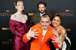 Актеры сериала «Эйфория» Хантер Шафер (слева), Ангус Клауд, Зендея и режиссер Сэм Лэвинсон во время премьеры 2-го сезона сериала в Лос-Анджелесе, Калифорния, 2022 год