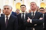 Ректор Московского авиационного института Михаил Погосян и председатель правления УК «Роснано» Анатолий Чубайс во время церемонии инаугурации президента России Владимира Путина в Кремле, 7 мая 2018 года
