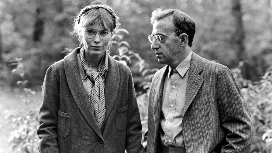 Миа Фэрроу и Вуди Аллен в картине «Зелиг» (1983)