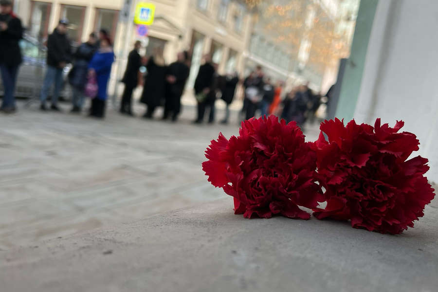 Перед&nbsp;церемонией прощания с&nbsp;лидером ЛДПР Владимиром Жириновским в&nbsp;Колонном зале Дома союзов в&nbsp;Москве, 8&nbsp;апреля 2022&nbsp;года 