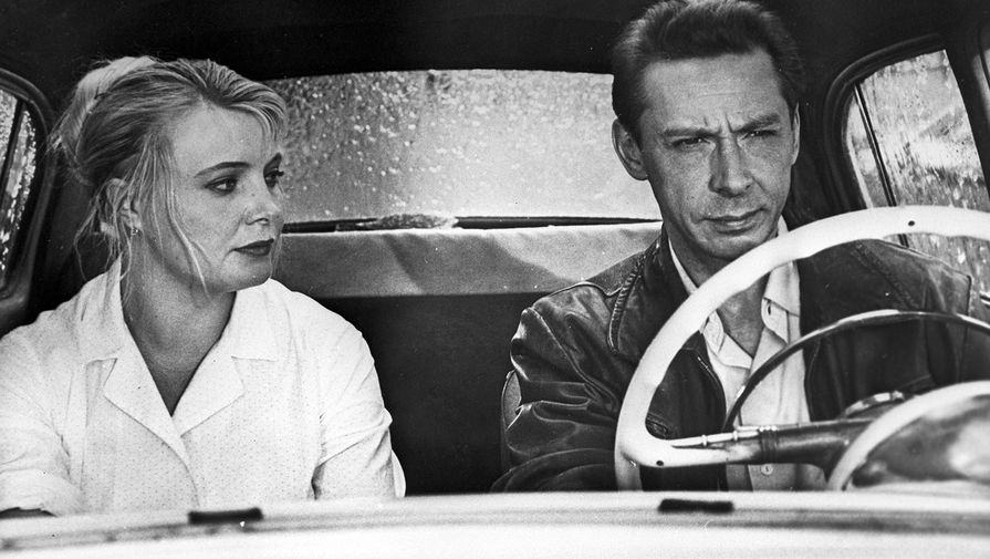 Татьяна Доронина и Олег Ефремов в фильме «Три тополя на Плющихе», 1967 год