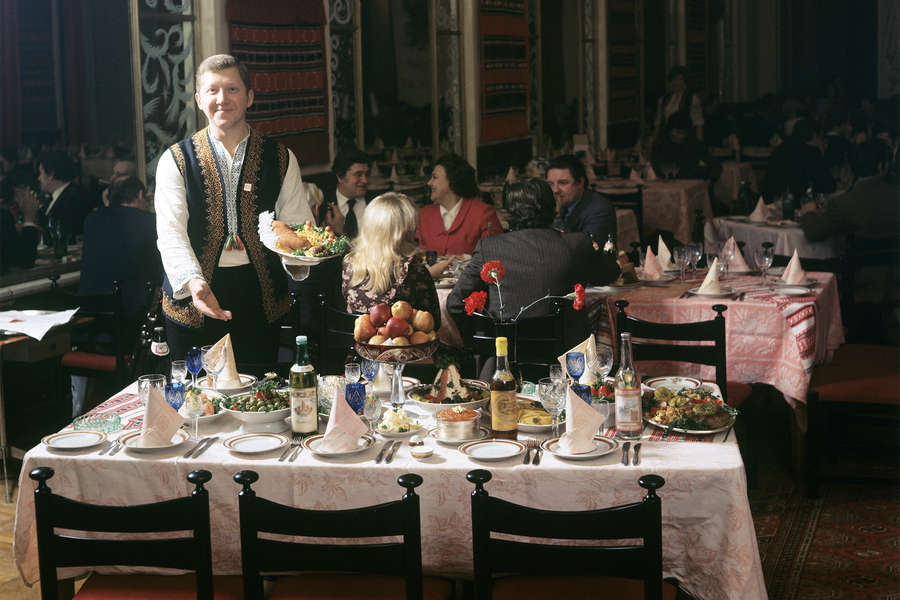 В&nbsp;ресторане гостиницы &laquo;Украина&raquo;, 1978&nbsp;год