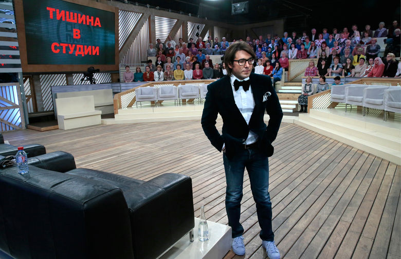 Андрей Малахов во время съемок в телецентре «Останкино»