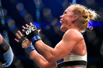 Чемпионка турнира UFC 193 Холи Холм