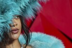 Певица Рианна на церемонии вручения премии The Fashion Awards 2024 в Лондоне, 2 декабря 2024 года