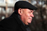 Художественный руководитель Московского театра мюзикла Михаил Швыдкой перед&nbsp;началом церемонии похорон Михаила Жванецкого у&nbsp;Новодевичьего кладбища, 9 ноября 2020 года