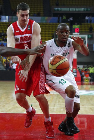 Александр Каун против Деррика Обасохана