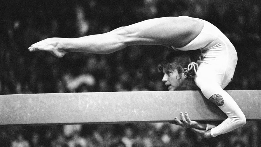 Ольга Корбут выступает на&nbsp;Кубке СССР по&nbsp;спортивной гимнастике, 1976 год 