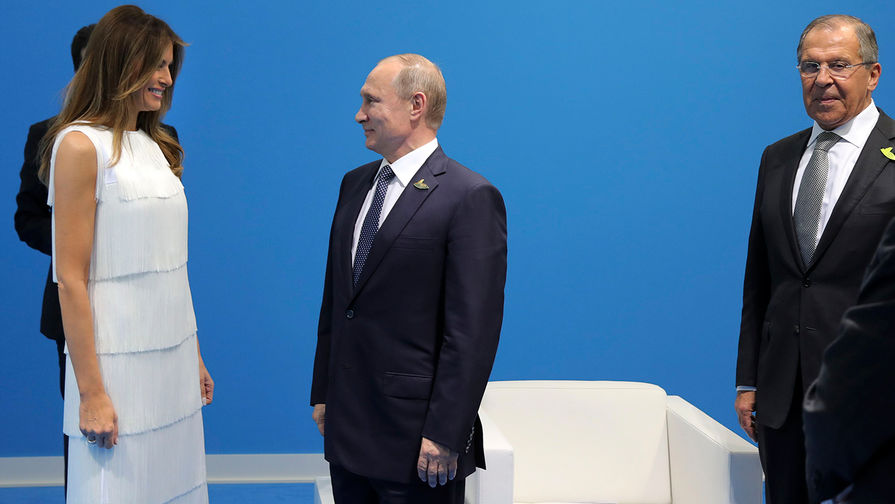 Первая леди США Меланья Трамп и президент России Владимир Путин, 7 июля 2017 года