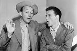 Бинг Кросби и Фрэнк Синатра, 1943 год
