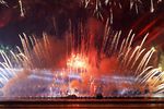 Во время ежегодного праздника выпускников «Алые паруса» в акватории Финского залива в Санкт-Петербурга, 27 июня 2020 года 