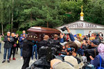 На церемонии прощания с певцом Вилли Токаревым в Москве, 9 августа 2019 года