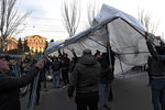 Палаточный лагерь сторонников оппозиции на проспекте Баграмяна у здания Национального собрания Армении в Еревaне, 25 февраля 2021 года