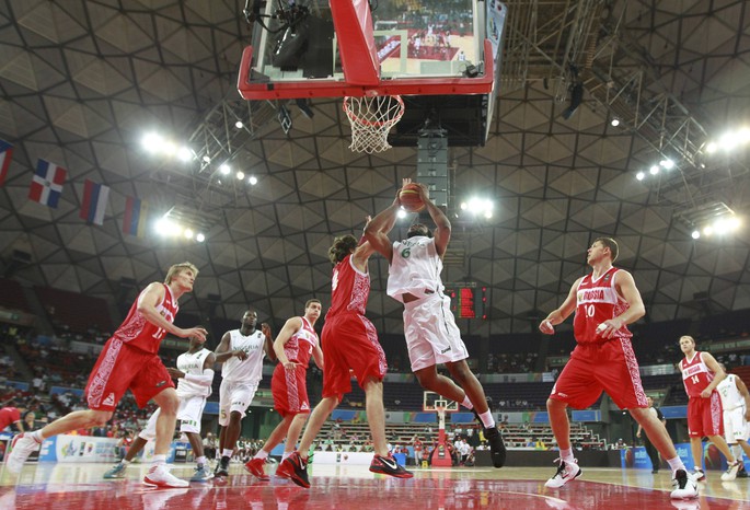 Общий вид дворца спорта в Каракасе