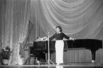 Поет Клавдия Шульженко, 1965 год