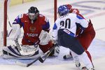 Иногда на пятачке перед воротами Александровой было очень горячо