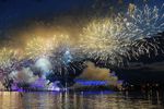 Во время ежегодного праздника выпускников «Алые паруса» в акватории Финского залива в Санкт-Петербурга, 27 июня 2020 года 