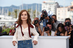 Изабель Юппер на премьере фильма «Камера Клэр» на 70-м Каннском кинофестивале, 2017 год