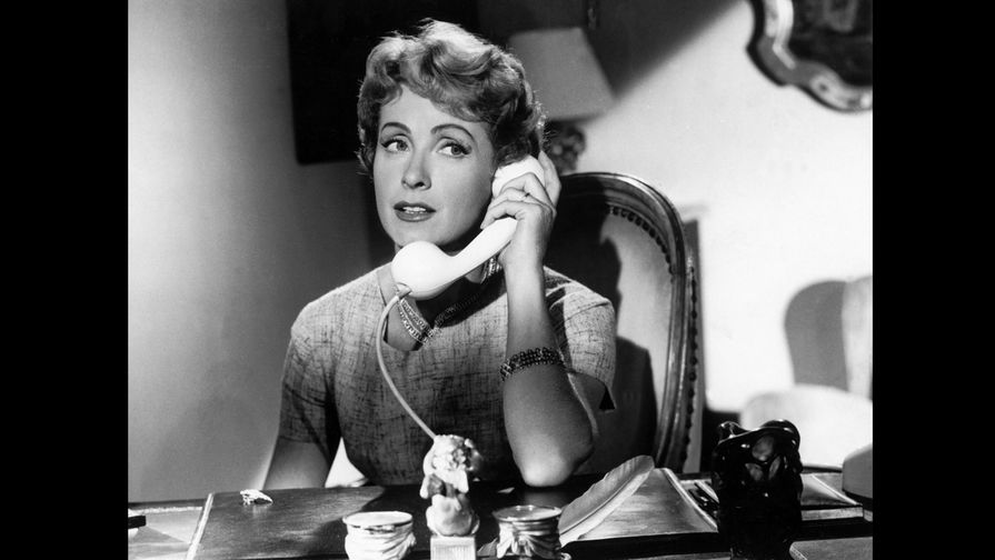 Даниэль Дарьё в&nbsp;фильме Раймона Бернара &laquo;Седьмое небо&raquo; (1957)