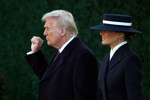 Дональд Трамп со своей женой Меланьей после церковной службы в епископальной церкви Святого Иоанна напротив Белого дома в Вашингтоне, 20 января 2025 года