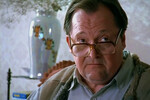 <b>«Бригада» (2002)</b>
<br><br>
Культовый сериал, один из лучших в нашей истории, стал последней большой работой Павлова. В «Бригаде» он сыграл ветерана Великой Отечественной войны Павла Пчелкина, отца одного из участников банды Пчелы.
