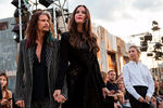 Лидер группы Aerosmith Стивен Тайлер с дочерью, актрисой Лив Тайлер