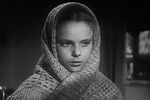 Кадр из фильма «Жила-была девочка» (1944)