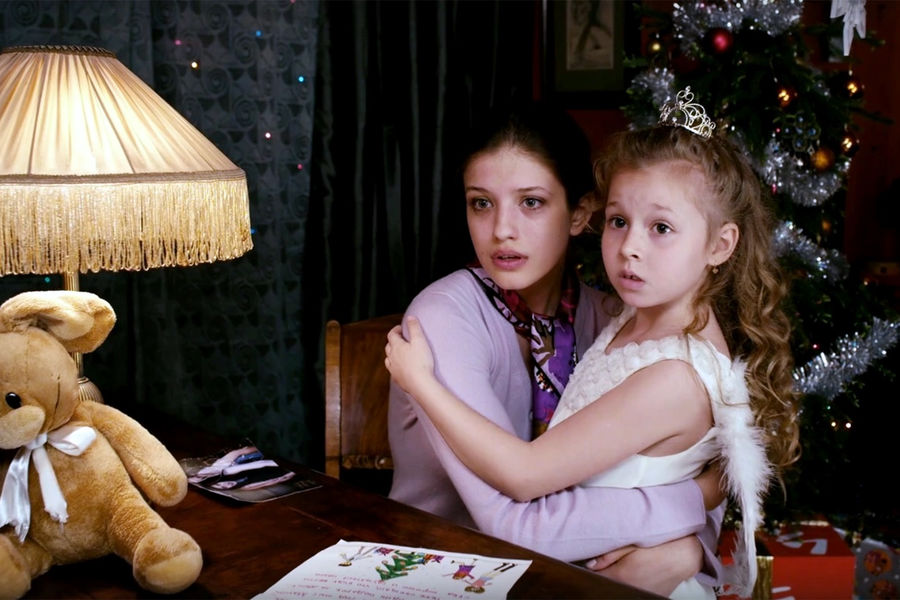 Кадр из&nbsp;фильма «Ёлки 2» (2011)
