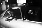 В 1973 году вышел фильм <b>«Злые улицы»</b> Скорсезе с Де Ниро в роли Малыша Джонни — мелкого преступника, который хочет пробиться в местную мафию. Помощник режиссера Рон Сэтлоф вспоминал, что при подготовке к роли Де Ниро был «чрезвычайно серьезен». Находясь на съемках, он почти ни с кем не общался.
