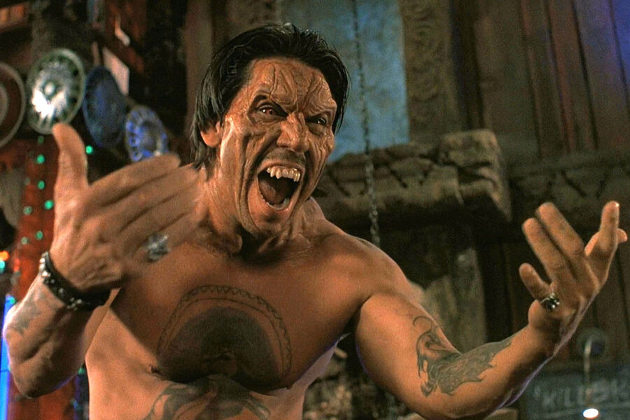 Кадр из&nbsp;фильма «От заката до&nbsp;рассвета» (1995)