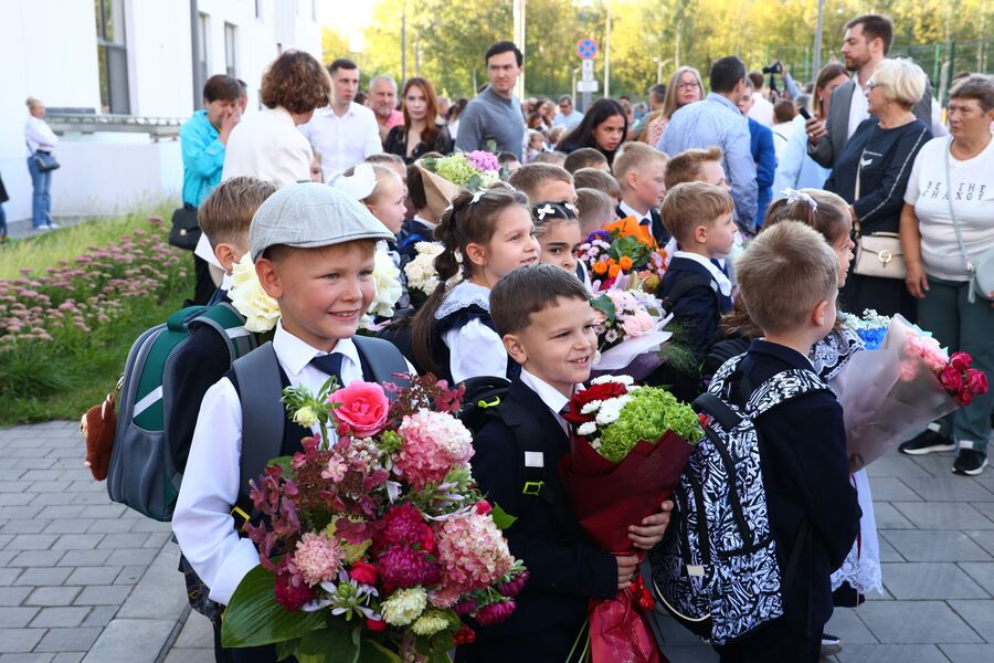 Праздничная линейка для&nbsp;первоклассников в&nbsp;школе №1367 в&nbsp;Москве