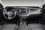 К&nbsp;посадке и восприятию Kia Sorento Prime нужно привыкнуть &mdash; все в&nbsp;нем кажется таким большим и монументальным, что сначала на&nbsp;таких просторах легко потеряться. 
