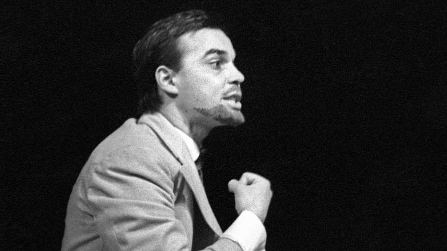 Юрий Рашкин в спектакле «Народовольцы» на сцене театра «Современник», 1967 год