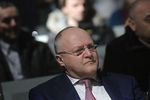 Руководитель Главного следственного управления Следственного комитета России по городу Москве Александр Дрыманов на открытии фотовыставки «Капитаны Малого театра», март 2018 года