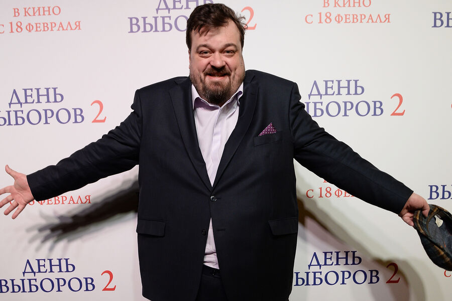 Спортивный комментатор, телеведущий Василий Уткин на&nbsp;премьере фильма &laquo;День выборов 2&raquo; режиссера Александра Баршака в&nbsp;кинотеатре &laquo;Москва&raquo;, 2016&nbsp;год