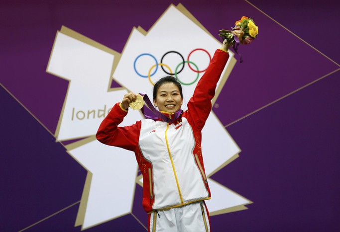 Китаянка Йи Силинь стала первой олимпийской чемпионкой Лондона