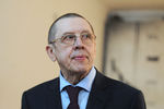 Валерий Золотухин во время пресс-конференции, посвященной постановке спектакля «Король умирает» 2012г.