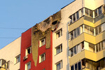 Повреждения в многоквартирном доме на Домодедовской улице в результате падения беспилотного летательного аппарата, 11 марта 2025 года