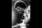 Джими Хендрикс во время выступления на острове Уайт в Великобритании, 1970 год