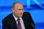 Владимир Путин на десятой большой ежегодной пресс-конференции в Центре международной торговли на Красной Пресне