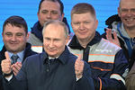 Президент России Владимир Путин на церемонии открытия движения по железнодорожной части Крымского моста через Керченский пролив на станции «Тамань пассажирская», 23 декабря 2019 года