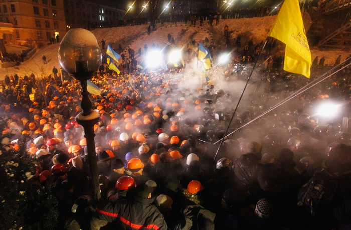 Разгон митингующих на&nbsp;киевском майдане Незалежности