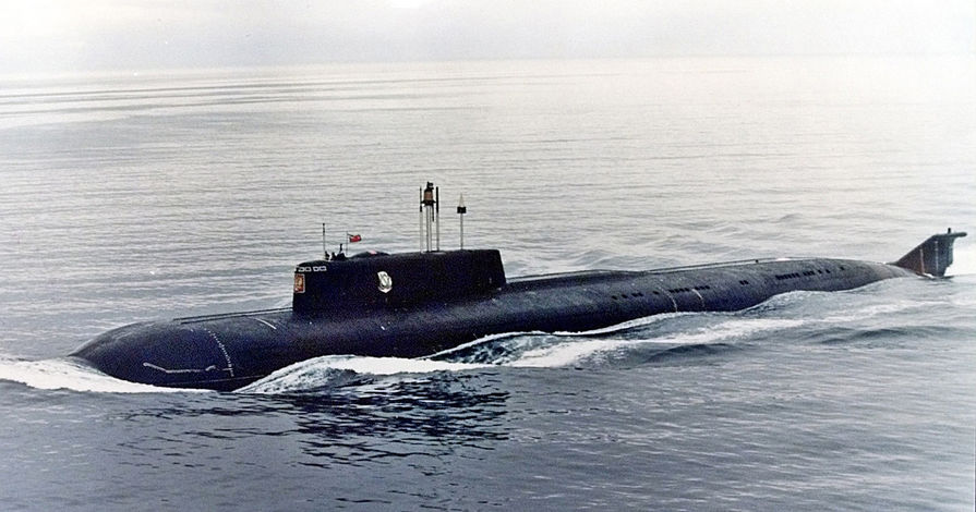АПЛ «Курск» в Баренцевом море около Североморска, 1999 год